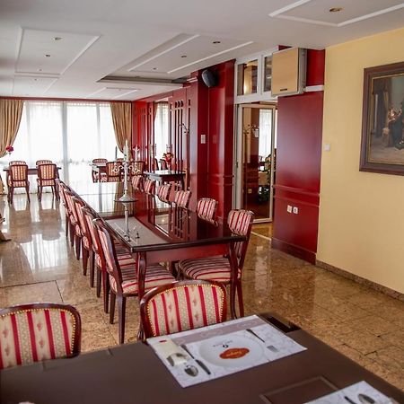 Hotel Integra Doboj Bagian luar foto