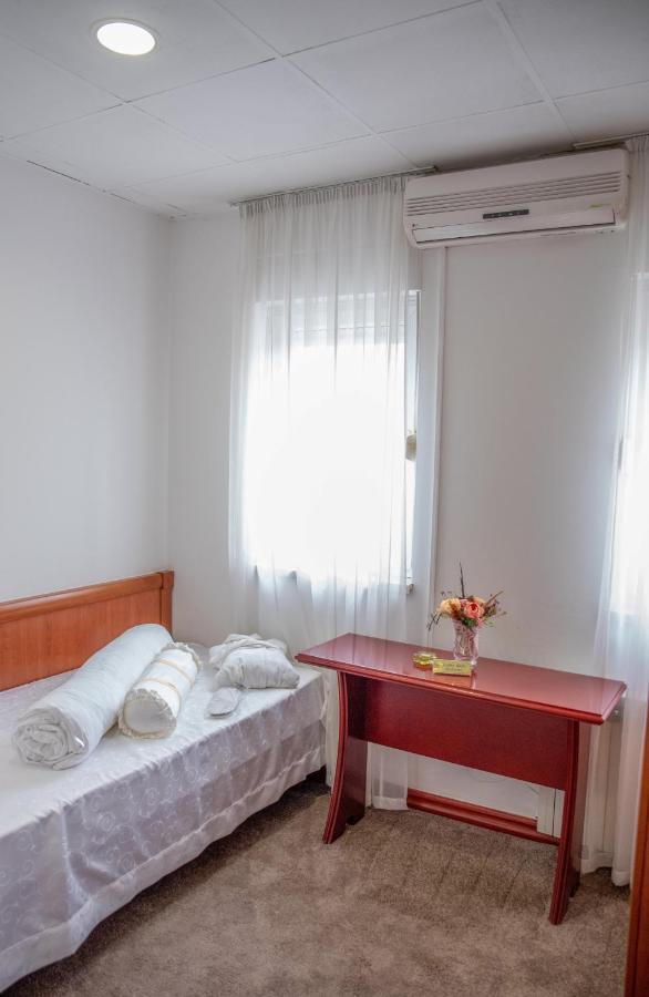 Hotel Integra Doboj Bagian luar foto