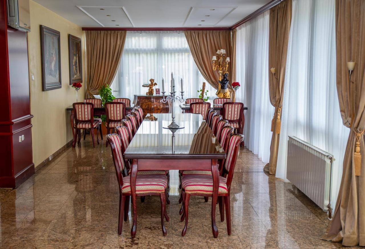 Hotel Integra Doboj Bagian luar foto