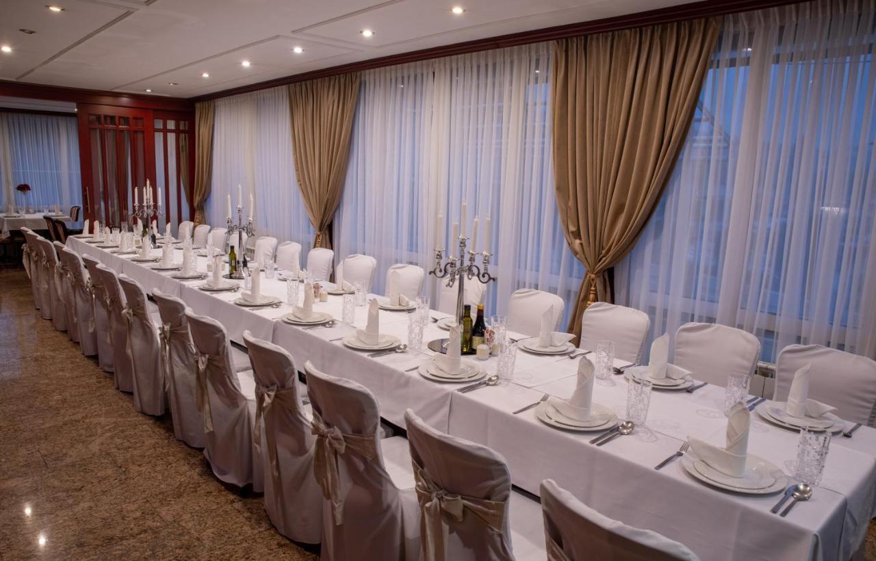 Hotel Integra Doboj Bagian luar foto