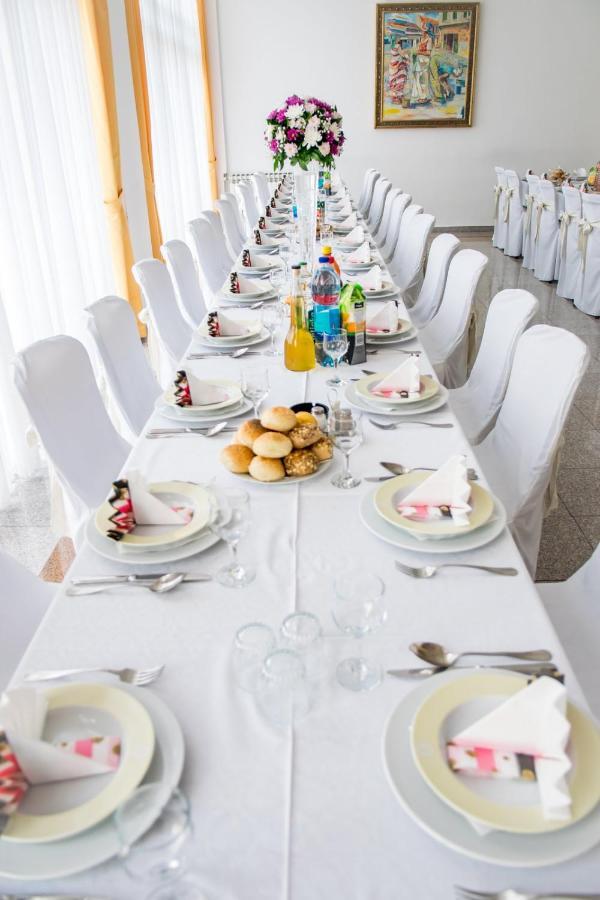 Hotel Integra Doboj Bagian luar foto