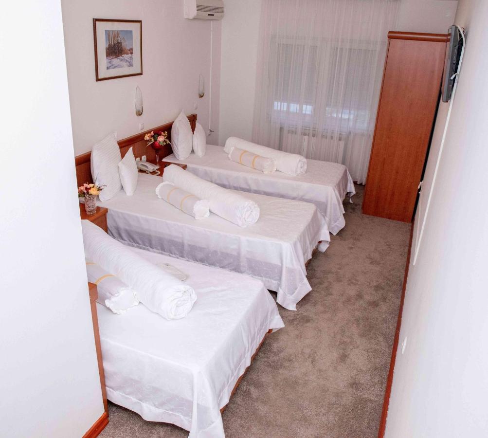 Hotel Integra Doboj Bagian luar foto